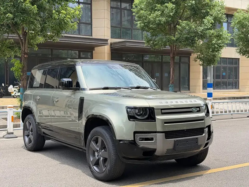 Land Rover Defender — фото 9
