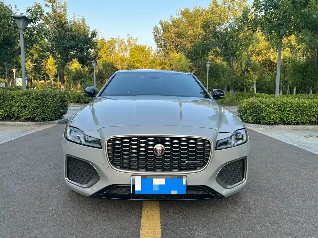 Jaguar XFL — фото 10