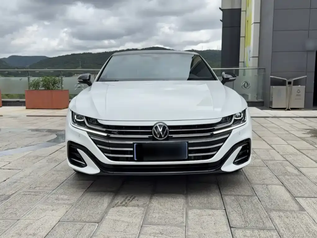 Volkswagen CC — фото 10