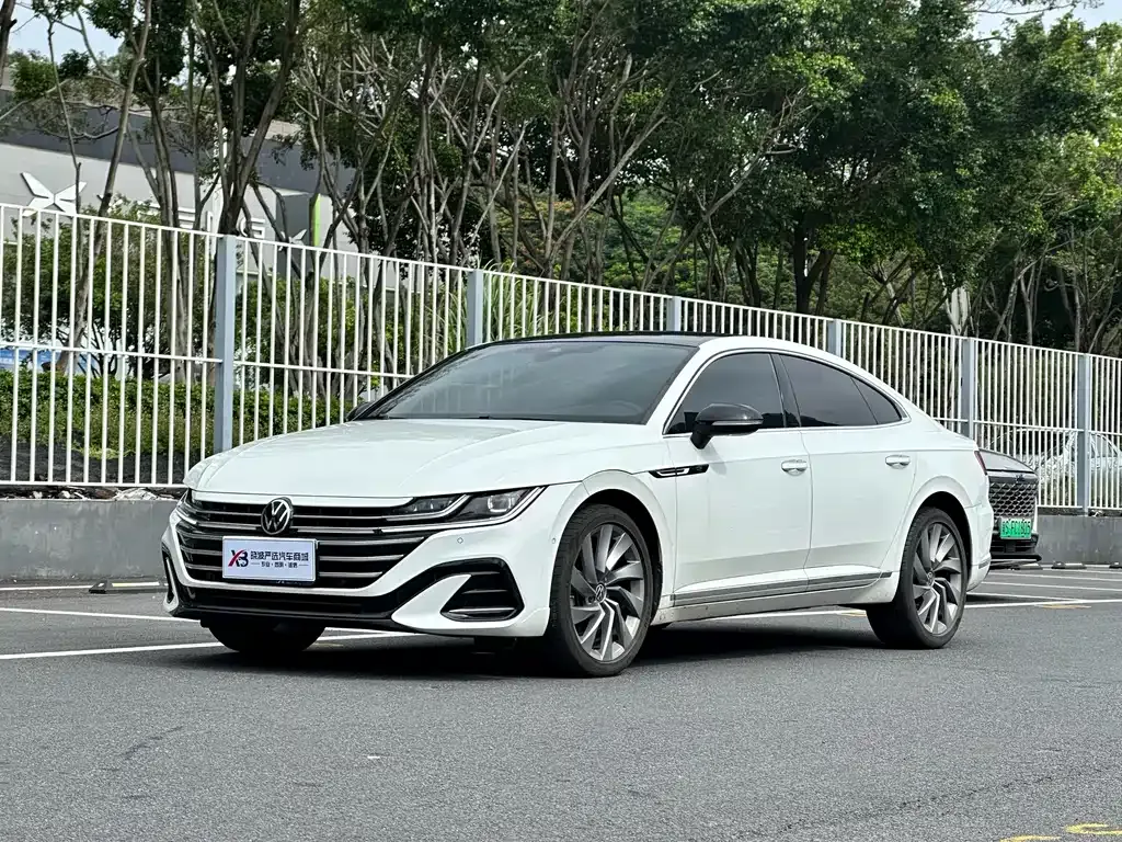 Volkswagen CC — фото 1