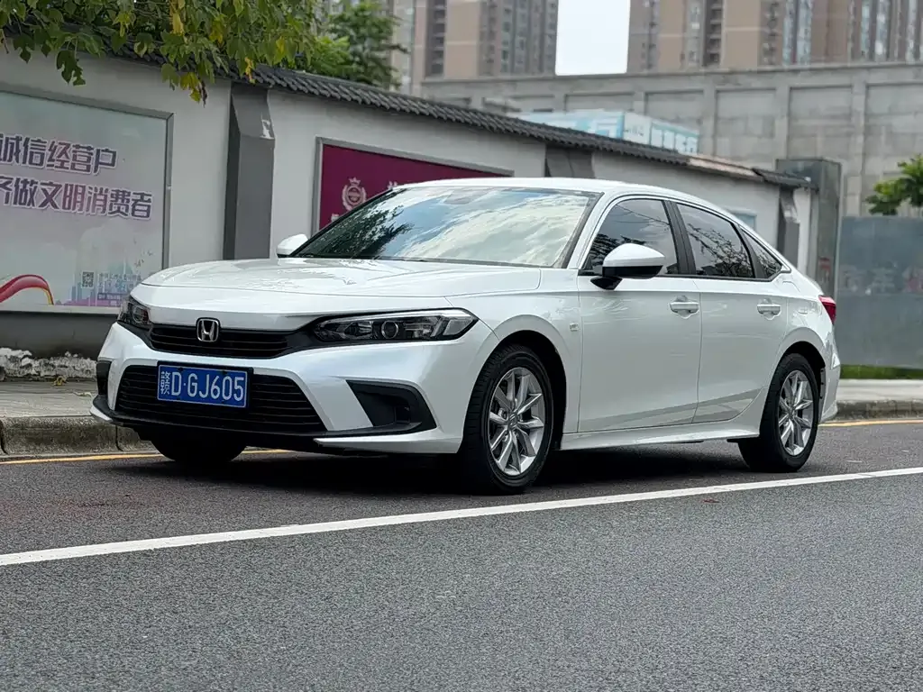 Honda Civic — фото 1
