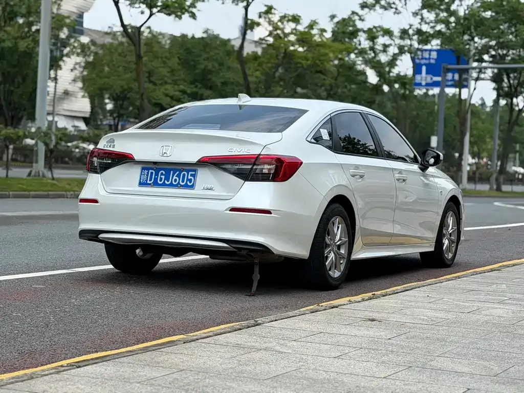 Honda Civic — фото 7