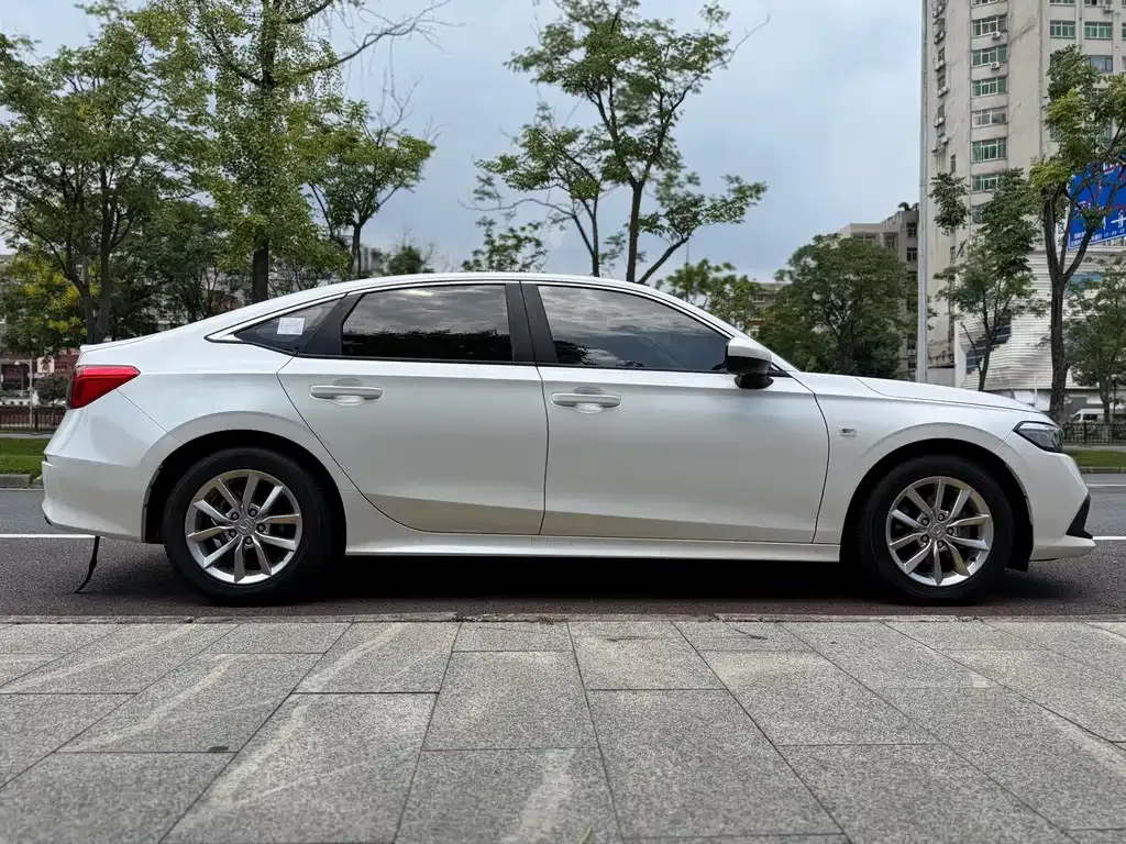 Honda Civic — фото 9