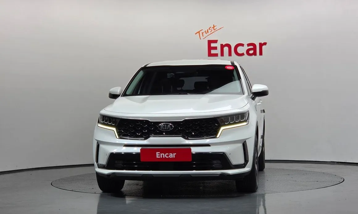 Kia Sorento — фото 8