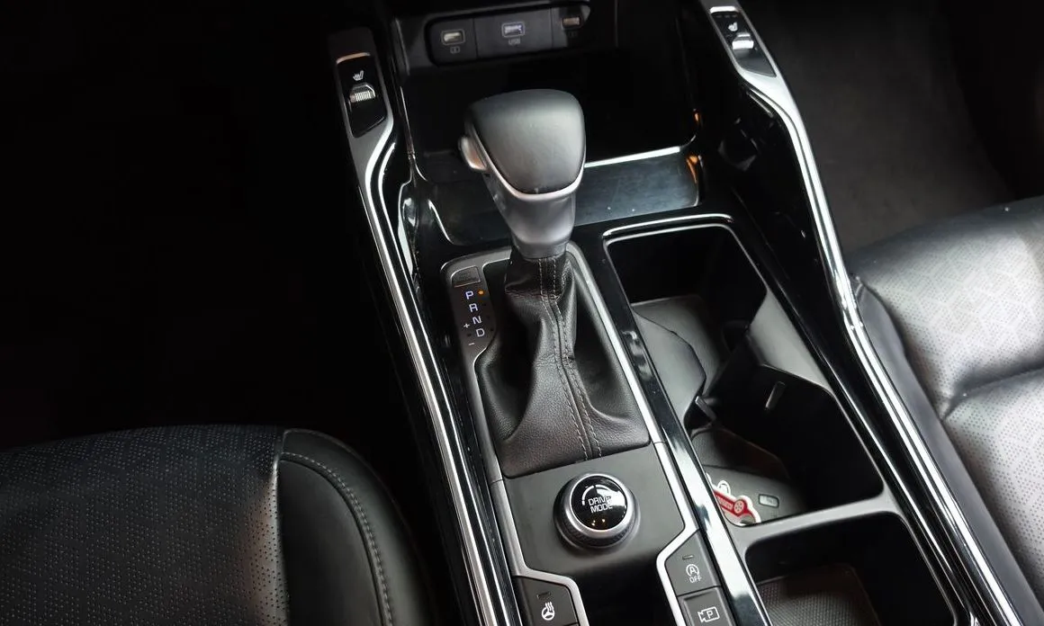 Kia Sorento — фото 3