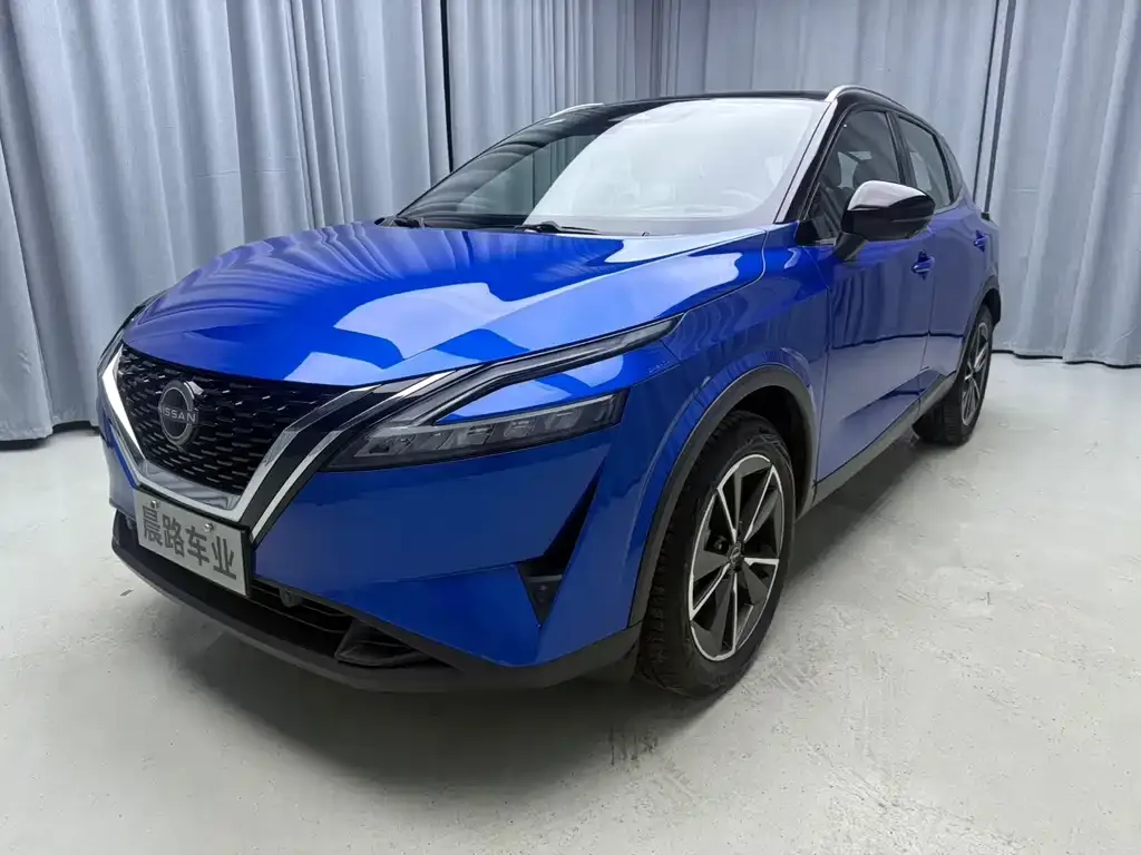 Nissan Qashqai — фото 1