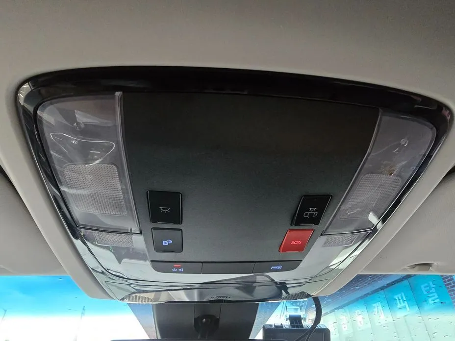 Hyundai Staria — фото 2