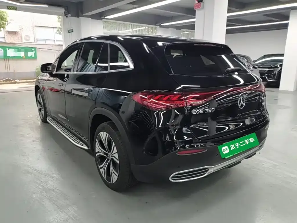 Mercedes-Benz EQE SUV — фото 4