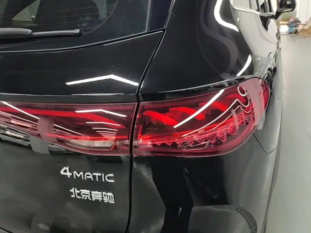 Mercedes-Benz EQE SUV — фото 3