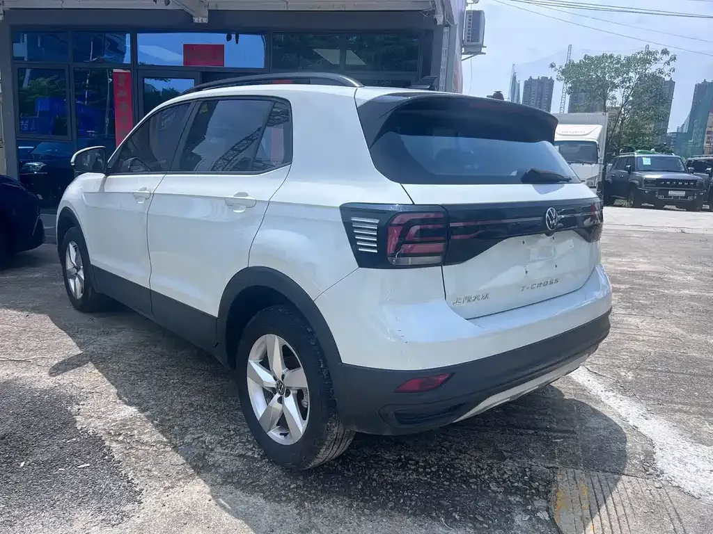 Volkswagen T-Cross — фото 6