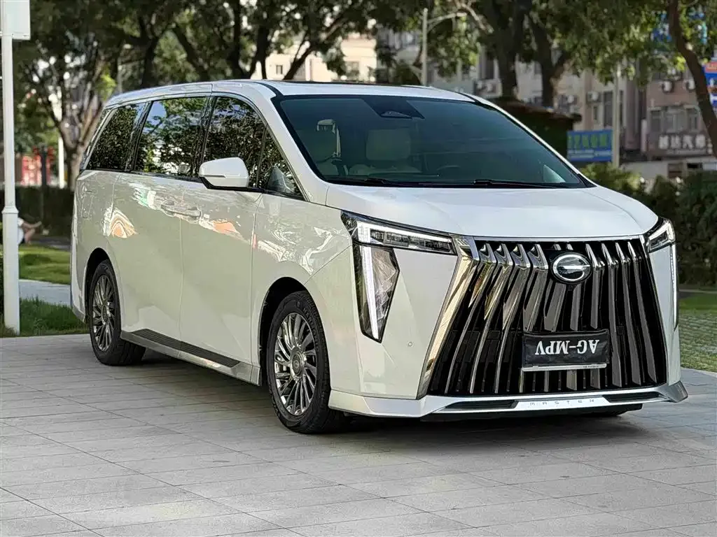 GAC Motor Trumpchi M8 — фото 8