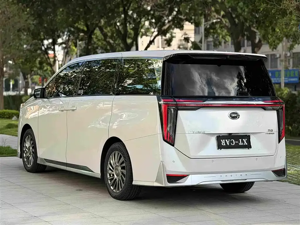 GAC Motor Trumpchi M8 — фото 10