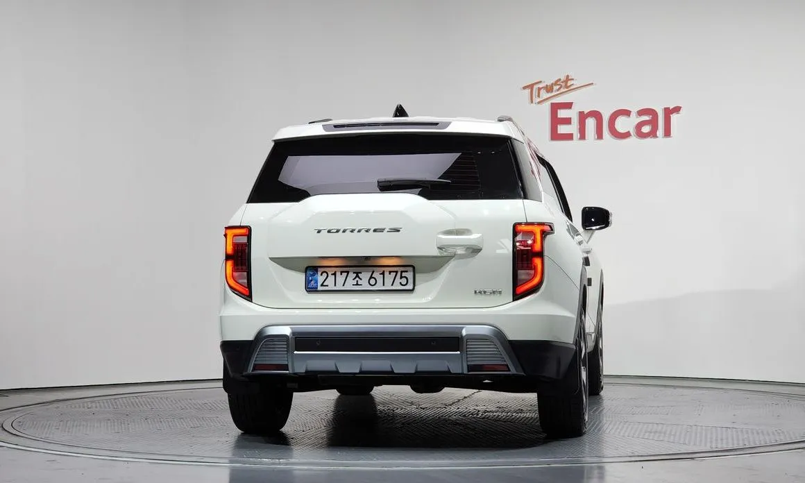 KG Mobility (Ssangyong) Torres — фото 4