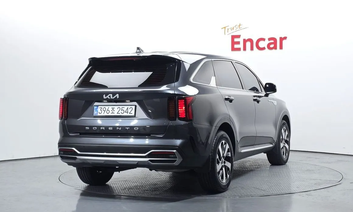 Kia Sorento — фото 5