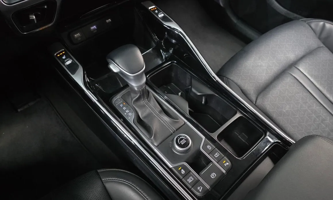 Kia Sorento — фото 10