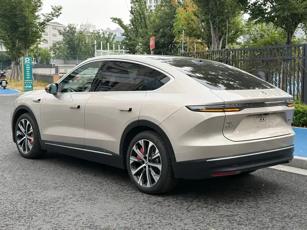 NIO EC7 — фото 8
