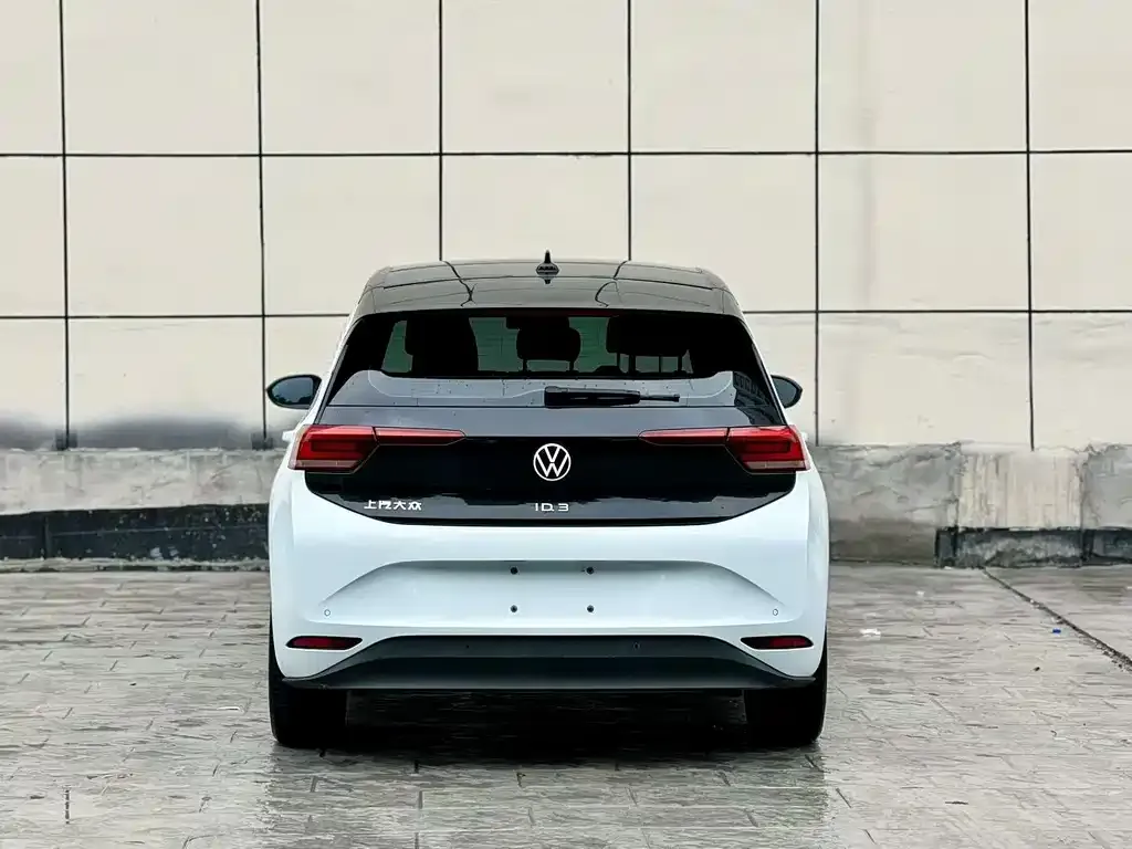 Volkswagen ID.3 — фото 7