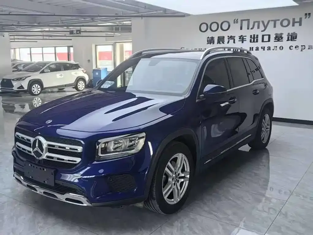 Mercedes-Benz GLB — фото 1
