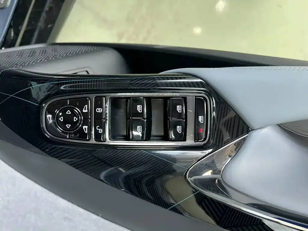 BYD Seal — фото 6