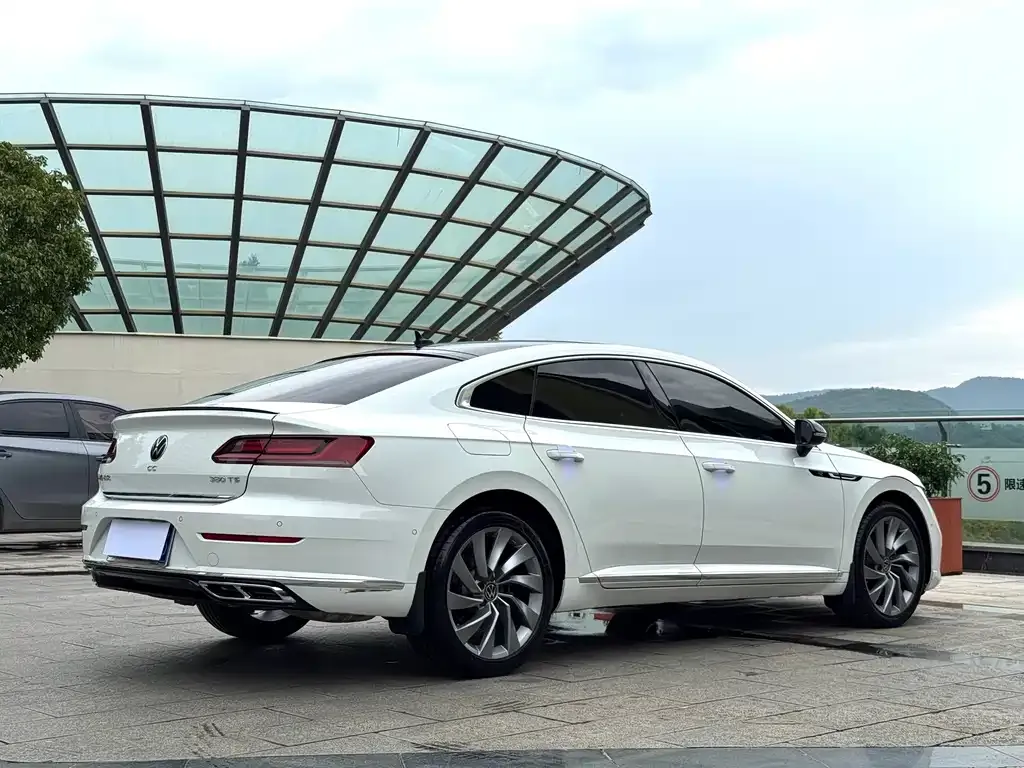 Volkswagen CC — фото 7