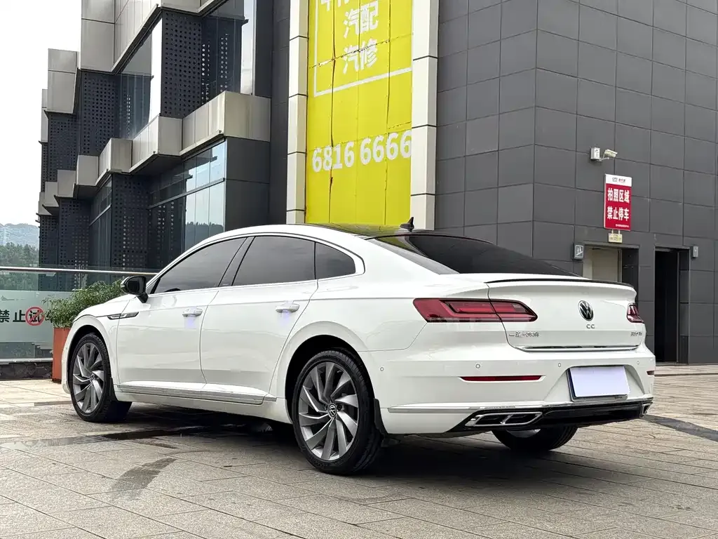 Volkswagen CC — фото 2