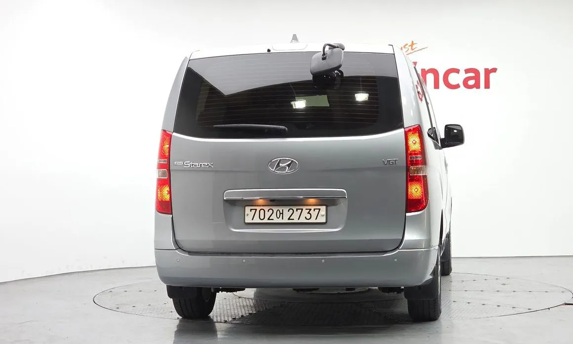 Hyundai Starex — фото 6