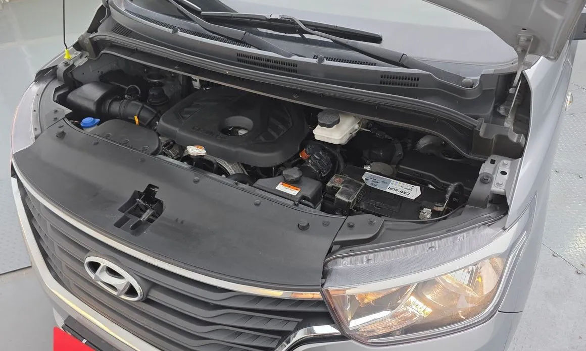 Hyundai Starex — фото 10