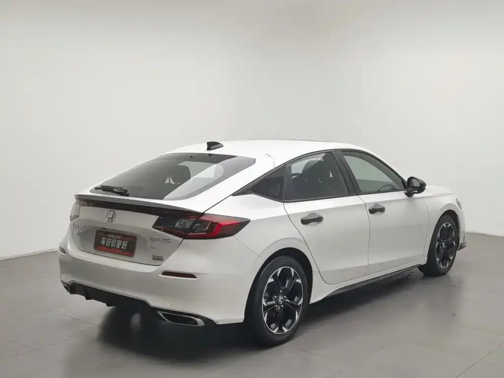 Honda Civic — фото 7