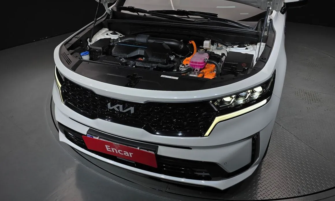 Kia Sorento — фото 7