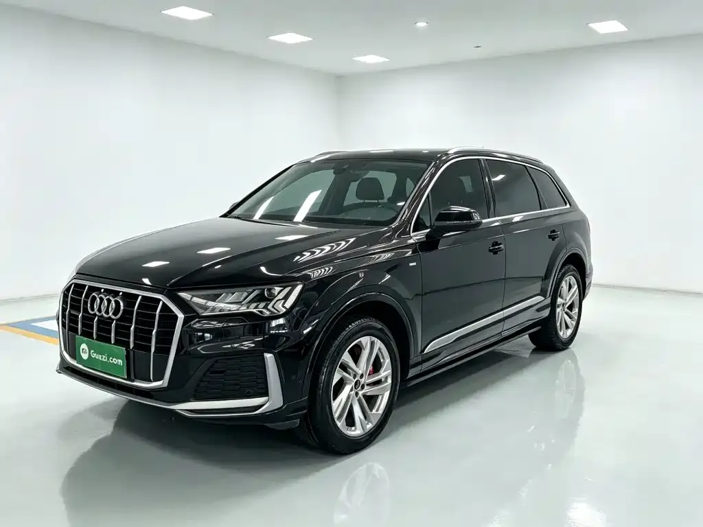 Audi Q7 — фото 6