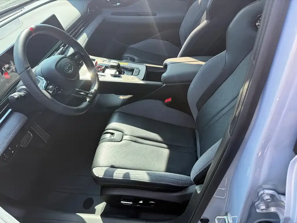 GAC Motor Shadow Leopard — фото 3