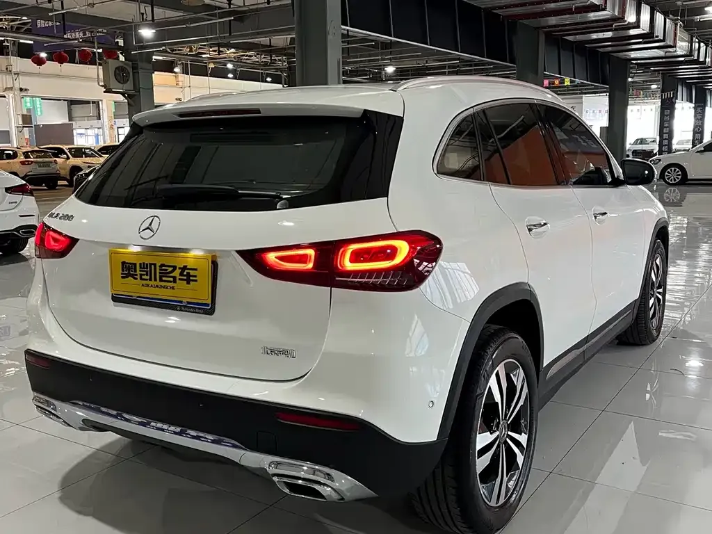 Mercedes-Benz GLA — фото 7
