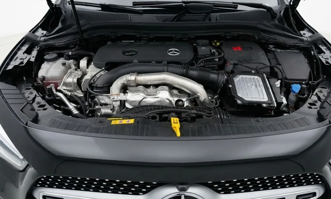 Mercedes-Benz GLA-Class — фото 10