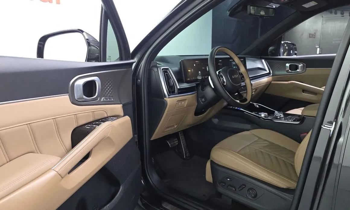 Kia Sorento — фото 6