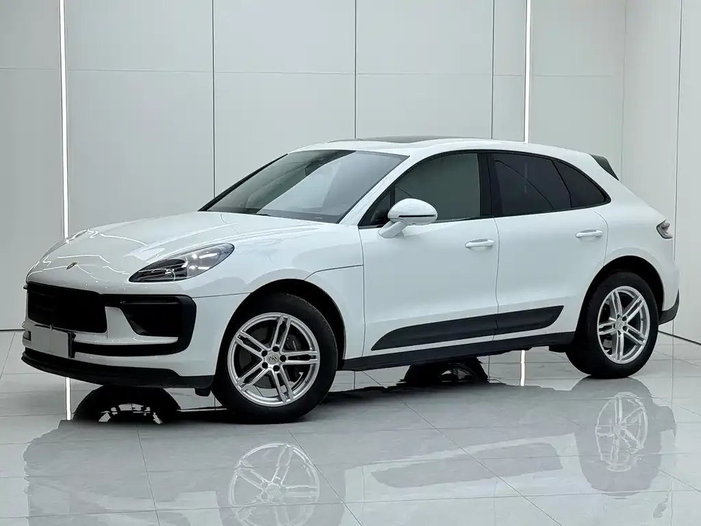 Porsche Macan — фото 1