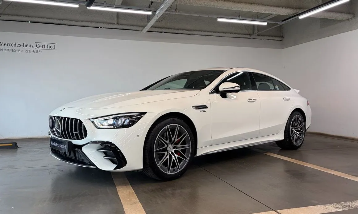 Mercedes-Benz AMG GT — фото 1