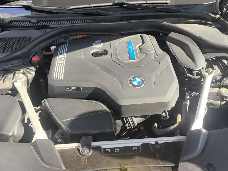BMW 5 Series New Energy — фото 8