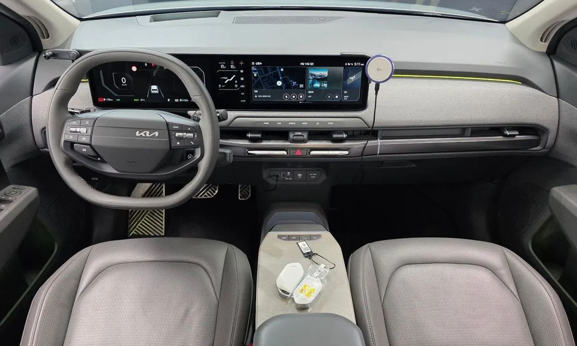 Kia EV3 — фото 10
