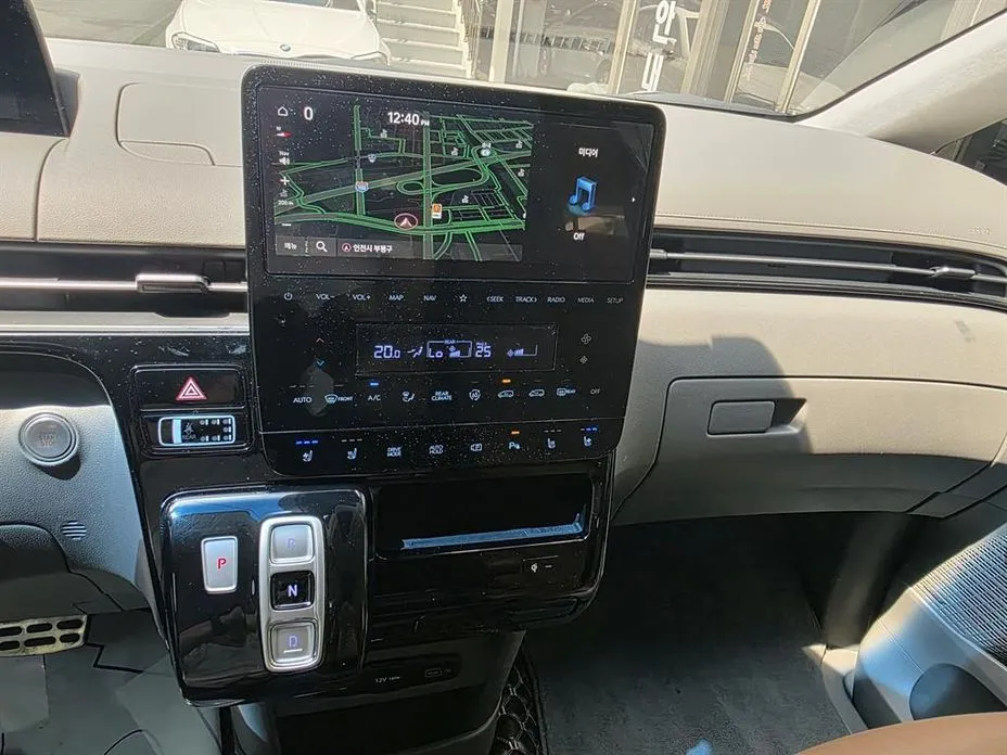 Hyundai Staria — фото 2