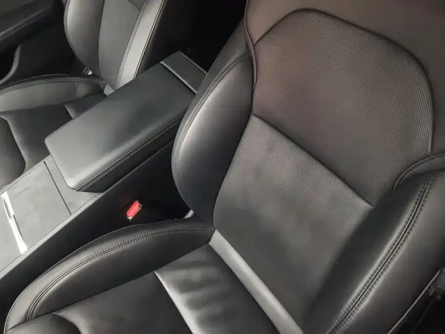 Tesla Model 3 — фото 10