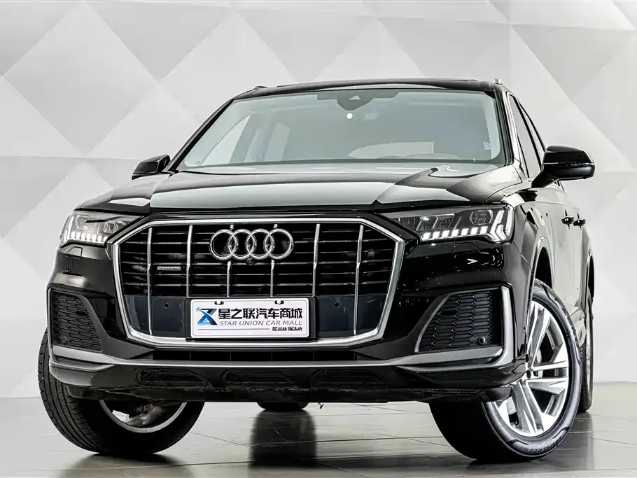 Audi Q7 — фото 10