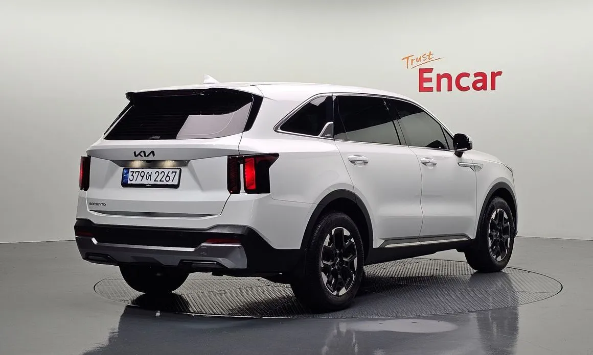 Kia Sorento — фото 4