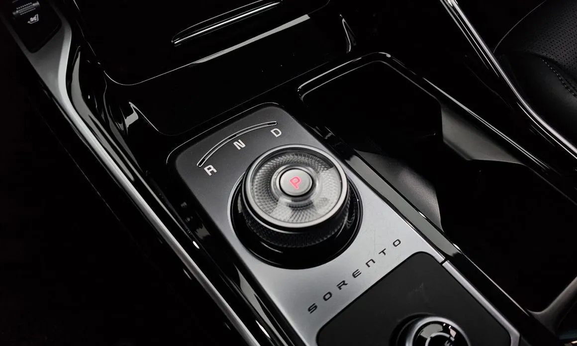 Kia Sorento — фото 3