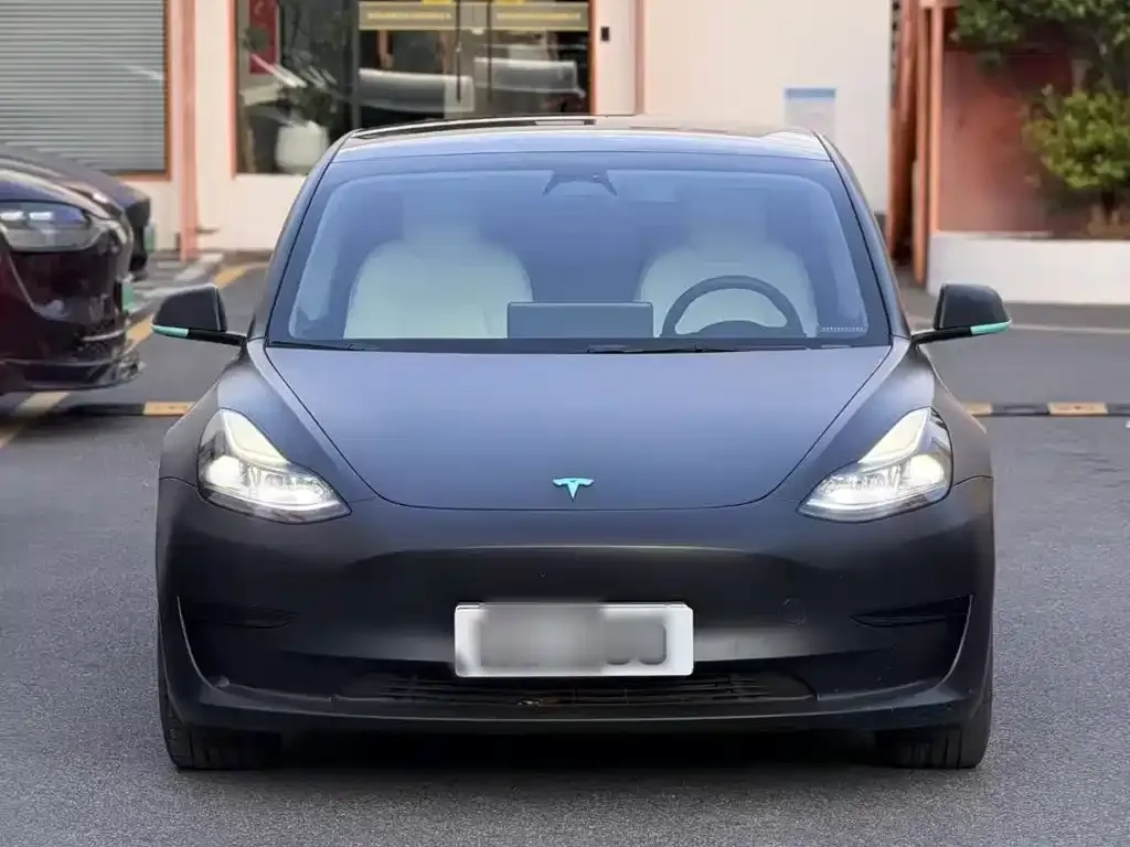 Tesla Model 3 — фото 6