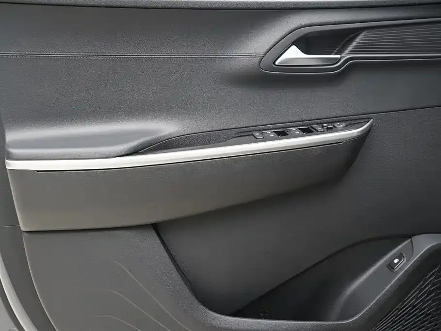 Hyundai Custo — фото 8
