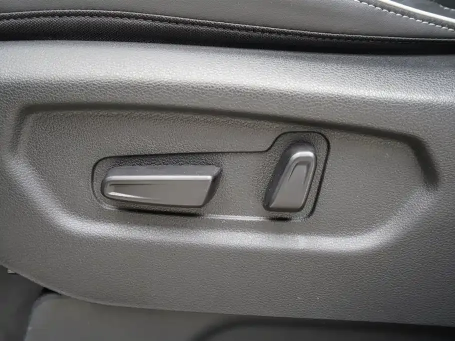 Hyundai Custo — фото 9