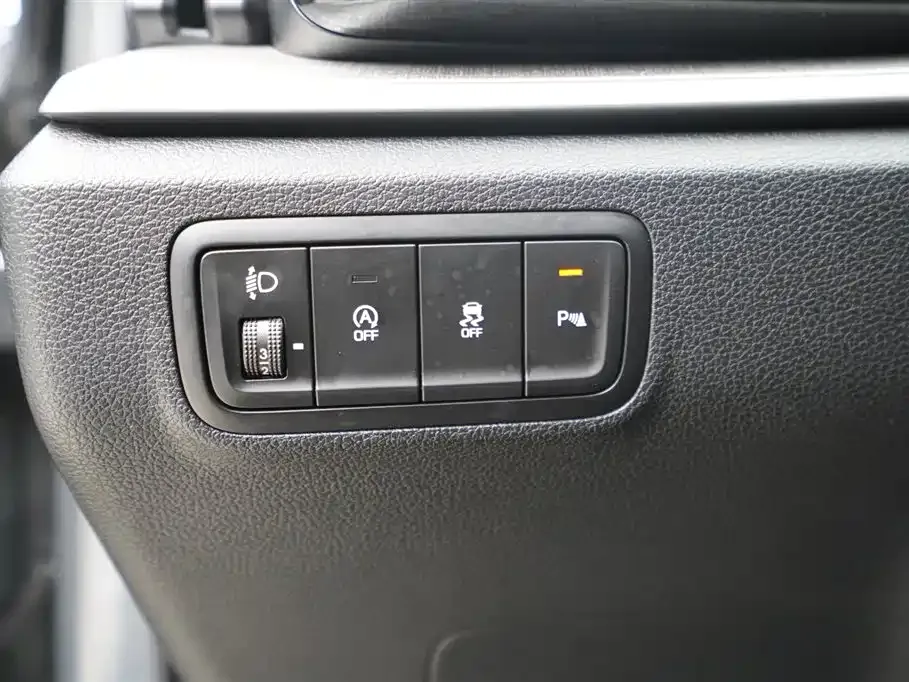 Hyundai Custo — фото 7