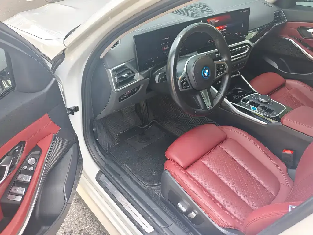 BMW i3 — фото 9