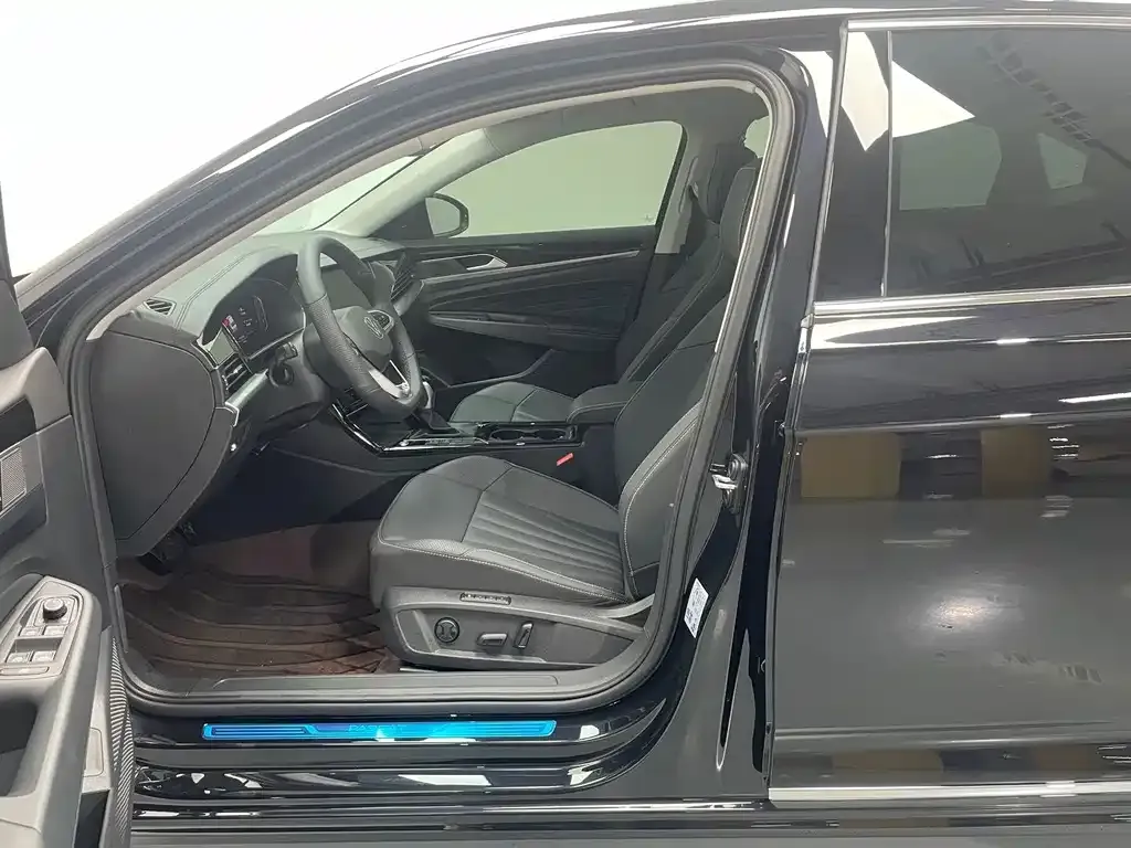 Volkswagen Passat — фото 8