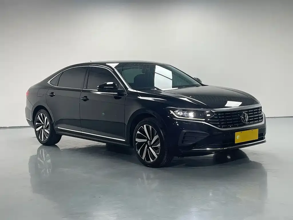 Volkswagen Passat — фото 6
